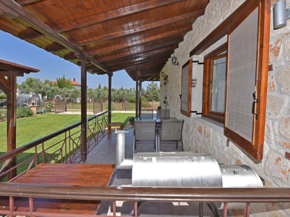 Villa Trifon By Rentalspro Services -Nea Potidea Halkidiki Экстерьер фото
